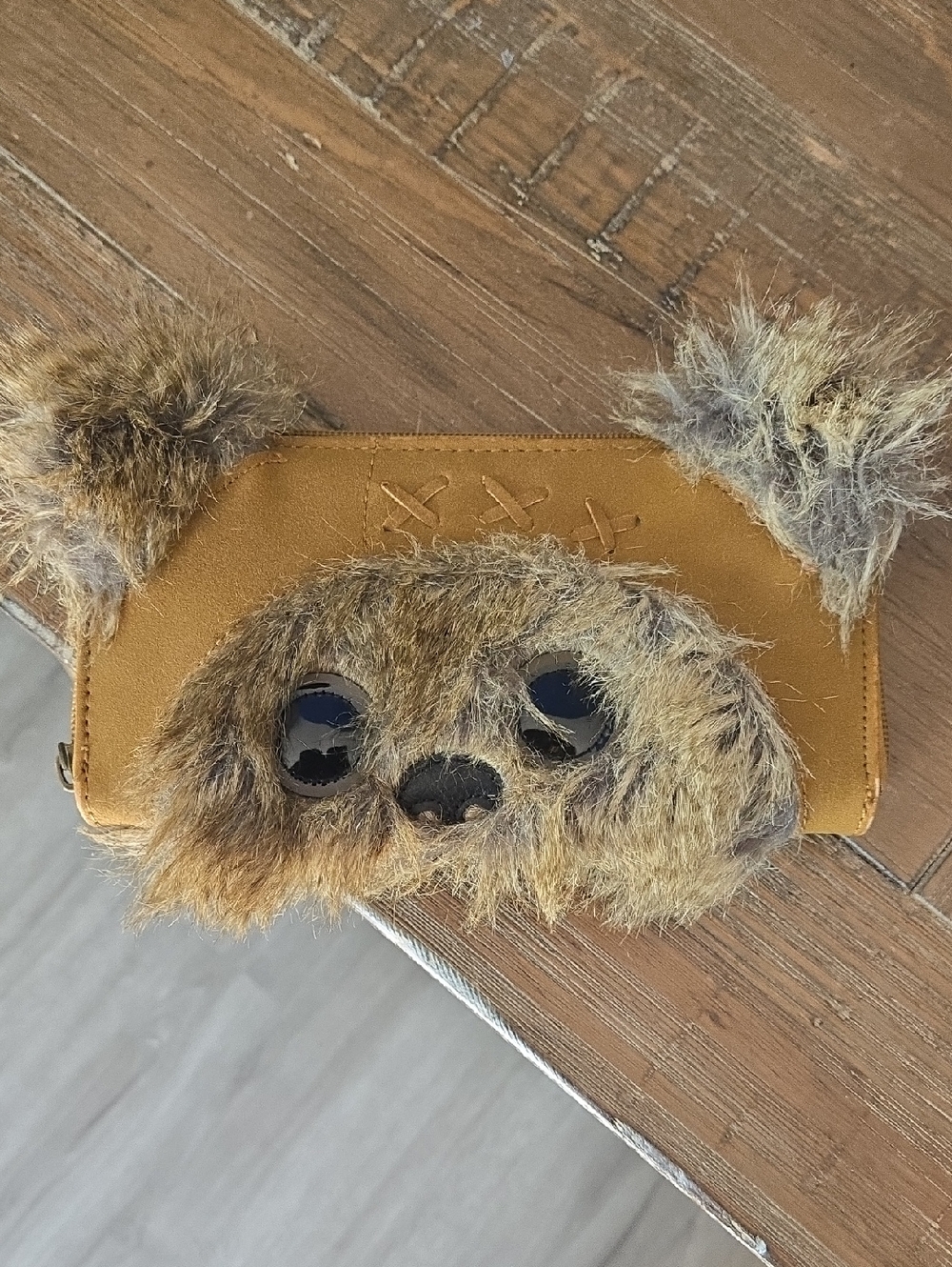 Loungefly EWOK Wallet - Tan